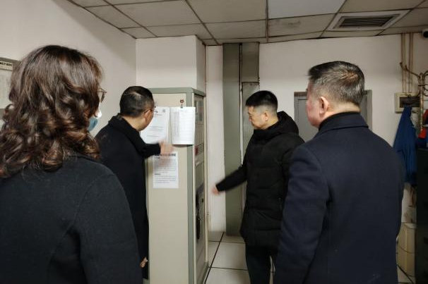 省尊龙凯时集团党委书记、董事长游勇检查督导春节安全生产并看望慰问干部员工